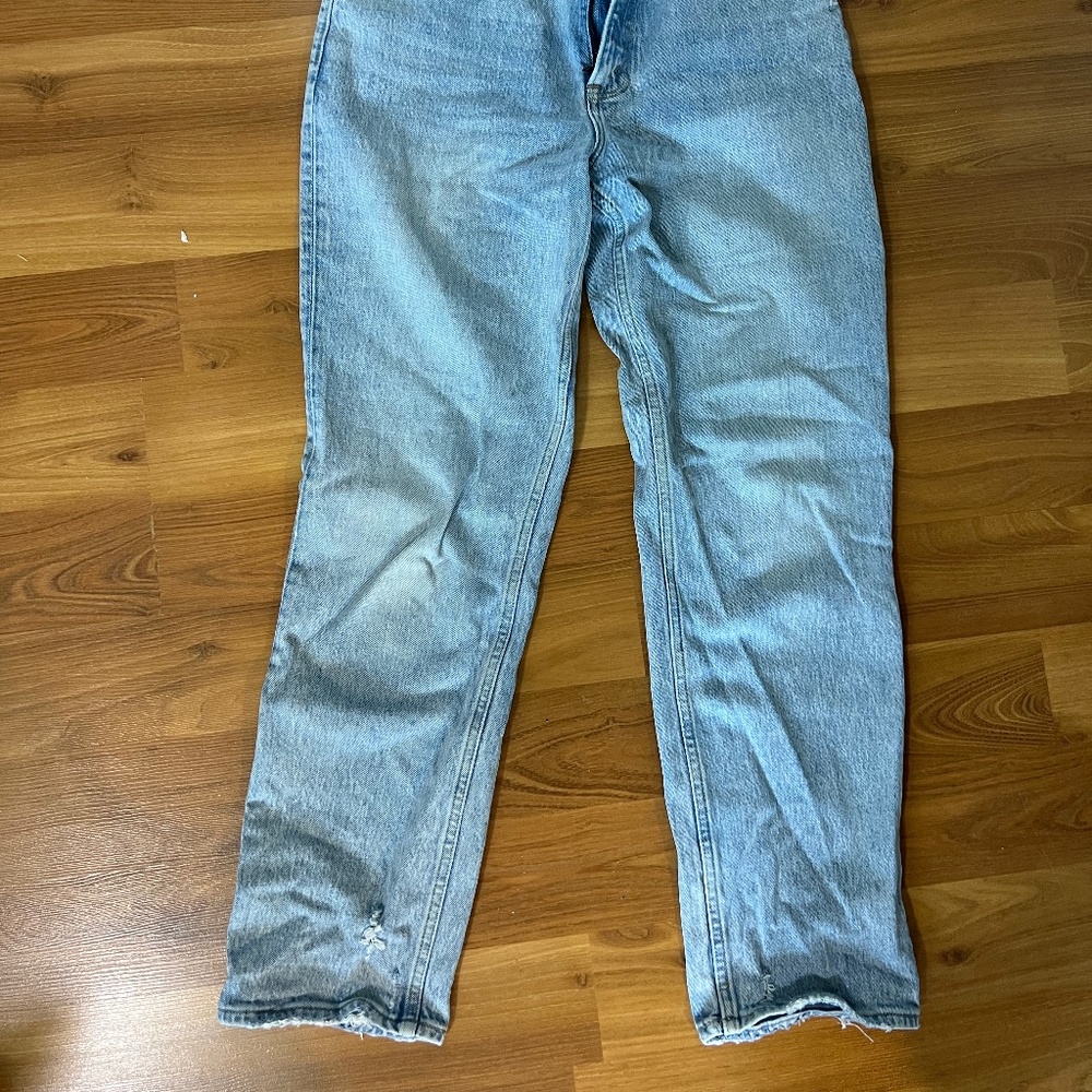 Abercrombie 90s High Rise Straight Jeans – Light Wash, Size 28 - Picture 6 of 6